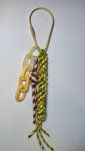 Load image into Gallery viewer, Paracord Keychain