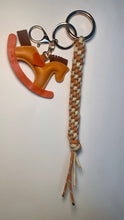 Load image into Gallery viewer, Paracord Keychain