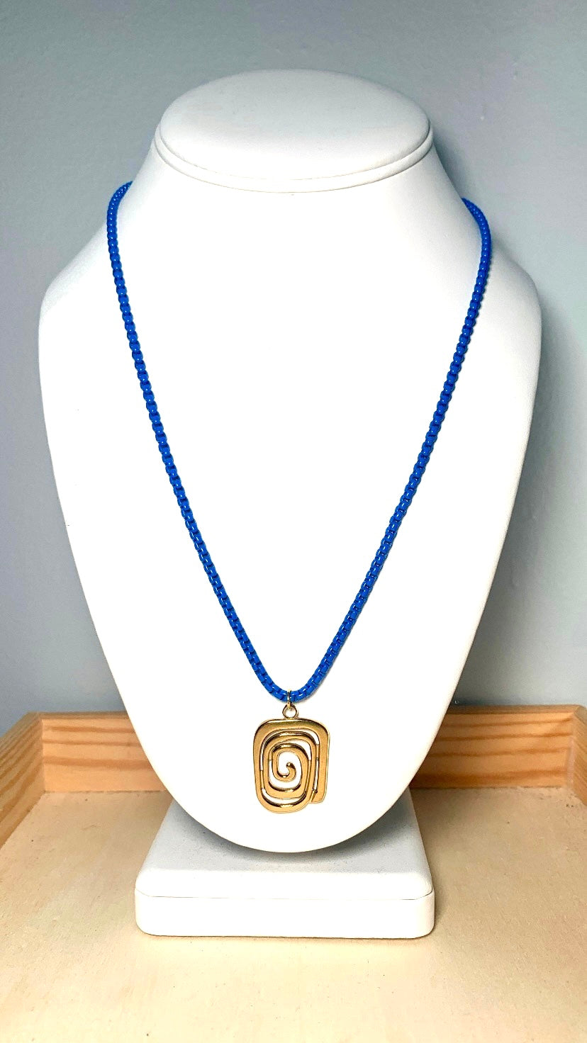 Swirl Pendant Necklace