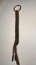 Load image into Gallery viewer, Paracord Keychain
