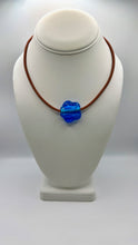 Load image into Gallery viewer, Blue Glass Flower Necklace
