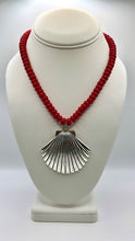 Load image into Gallery viewer, Glass Beaded Necklace
