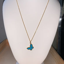 Load image into Gallery viewer, Butterfly Shell Stone Necklace
